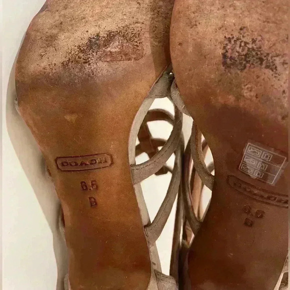 Coach Women’s Lavania Beige Suede Strappy Heeled Sandals‎ with Zipper Size 6.5. - Picture 9 of 10